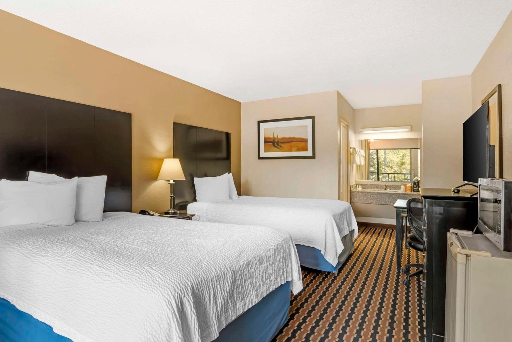 Quality Inn Near Speedway Wilkesboro Eksteriør bilde